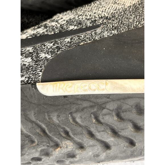 Nike Epic React Flyknit Sneakers ‘Cookies‎ & Cream’ / Mens 9.5 main image 8